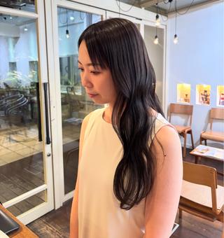ロング カラー くいた あやなのヘアスタイル