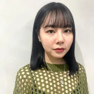 ミディアム カラー デザインカラー/パー マ🦖外岡咲希🦖のヘアスタイル