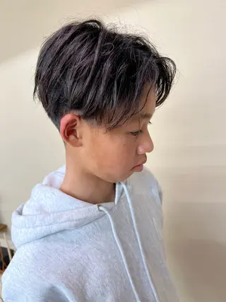 メンズ kento レイヤーカットのヘアスタイル