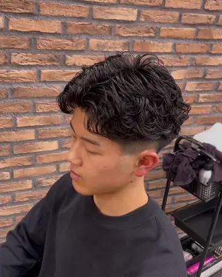 ショート カラー パーマ ヘアアレンジ メンズ キッズ スパイキー⚡️/ 海外風ヘア🌊秀平のヘアスタイル