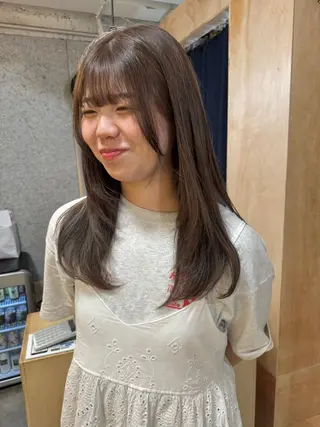 ロング カラー illatos あやののヘアスタイル