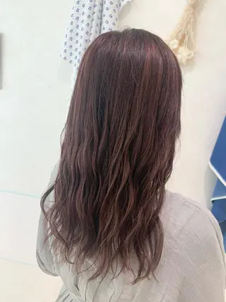 セミロング カラー パーマ ヘアアレンジ ハイトーンカラー🤍 山下 優華のヘアスタイル
