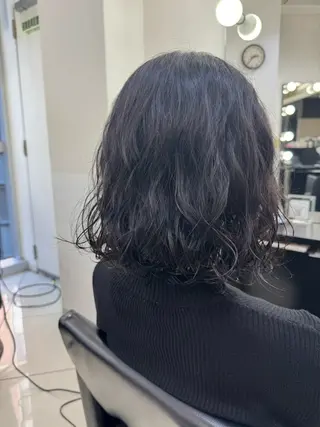 ショート パーマ レイヤー/ハイトーン RYUSEIのヘアスタイル
