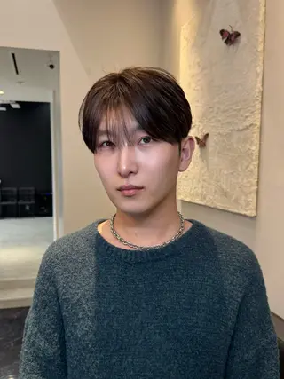 メンズ 韓国式ダウンパーマ 🇰🇷櫻井健のヘアスタイル