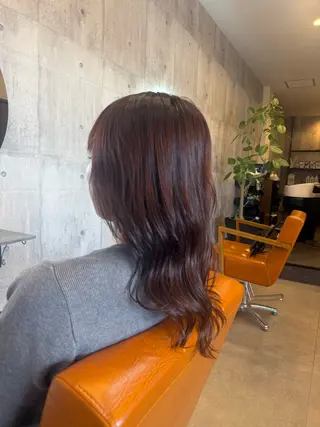 セミロング カラー 立山 綾華のヘアスタイル