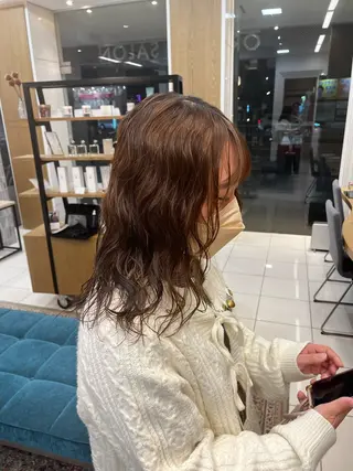 セミロング 櫻間 彩心のヘアスタイル
