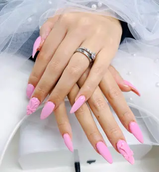 ネイル MOMO NAIL ネイルサロンのネイルデザイン