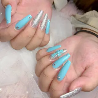 ネイル Jr.ネイリスト🤍 【Alissa】新栄のネイルデザイン