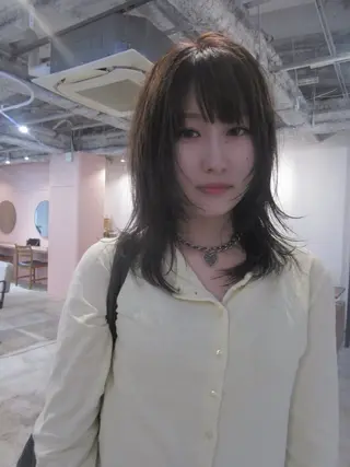 セミロング カラー yu maのヘアスタイル