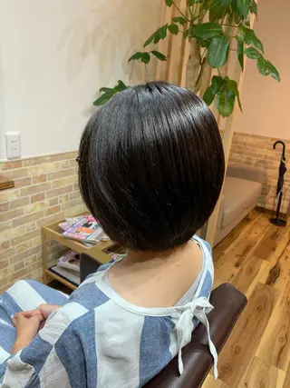ショート ヘアーハウス テンプラードのヘアスタイル