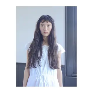 ロング カラー くるくるパーマ aikoのヘアスタイル