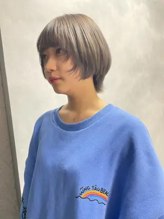 ショート カラー Acchon/心斎橋 💚ダブルカラーのヘアスタイル