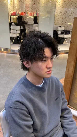 ミディアム パーマ メンズ 垢抜けのあっきー/ 本厚木徒歩1分のヘアスタイル