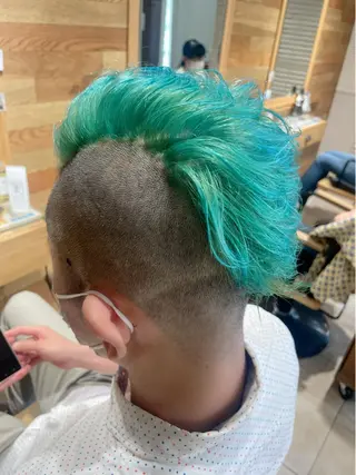 カラー メンズ 《インナーカラー》 YAMADAのヘアスタイル