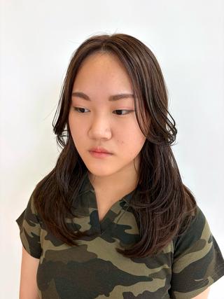 ミディアム 梶原 美保のヘアスタイル