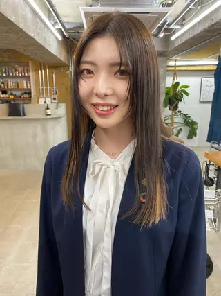 セミロング uta ウタのヘアスタイル
