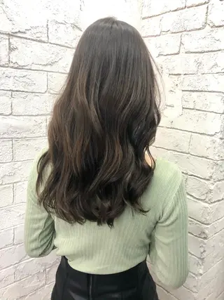 セミロング ブリーチ/髪質改善 店長　板垣智大のヘアスタイル