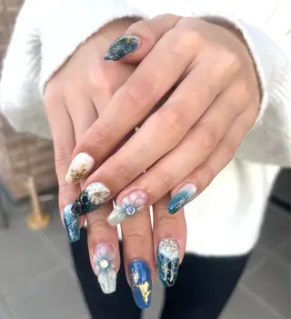 ロング 2DY NAIL SALONのネイルデザイン