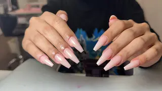 ネイル KIRA LILYのネイルデザイン