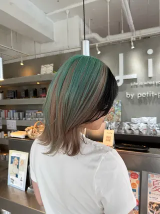 ミディアム カラー ハイトーンカラー🩵 指名多数💗横山聖奈のヘアスタイル