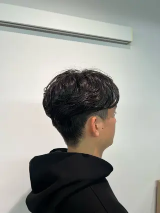 パーマ メンズ 小森聖奈 韓国風レイヤーカットのヘアスタイル