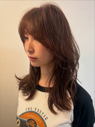 セミロング カラー cana 札幌レイヤースタイルのヘアスタイル