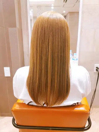 カラー ロング ★YUKI ★のヘアスタイル