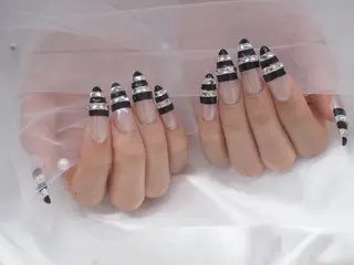 ネイル amore心斎橋店 mikiのネイルデザイン