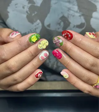 ネイル Iconic Nailのネイルデザイン