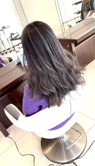 カラー earth甲府昭和店 東 允のヘアスタイル
