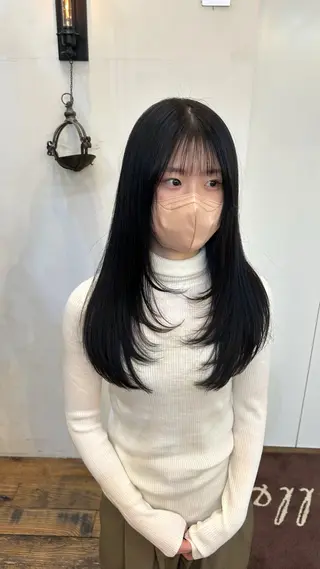 ロング momoka 表参道のヘアスタイル