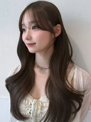 ロング 表参道小顔カット前髪 割れ改善クロスパーマのヘアスタイル
