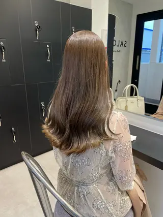 セミロング 【丁寧なカウンセリ ング】MIHOのヘアスタイル