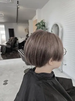 ショート ハイライトならお任せ 福田 将太のヘアスタイル