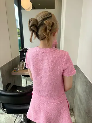 セミロング ヘアアレンジ mao | 柔らか艶カラー🫧のヘアスタイル