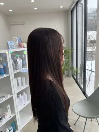 カラー NAO／ KOS pinkのヘアスタイル