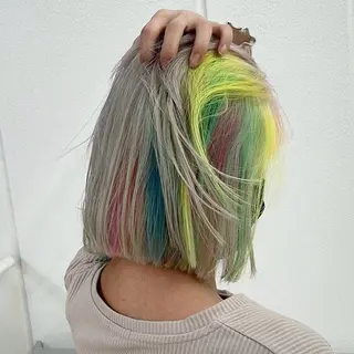 カラー Yoshiいろあそび 八王子/ハイトーンのヘアスタイル