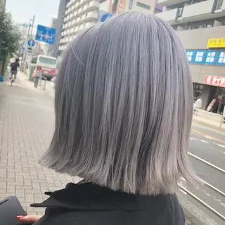 ショート カラー ブロンド/艶カラー/ レイヤー/MIKUのヘアスタイル