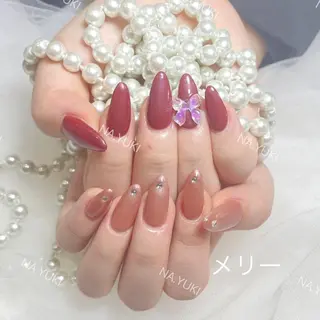 ネイル 🦋 Queenieのネイルデザイン
