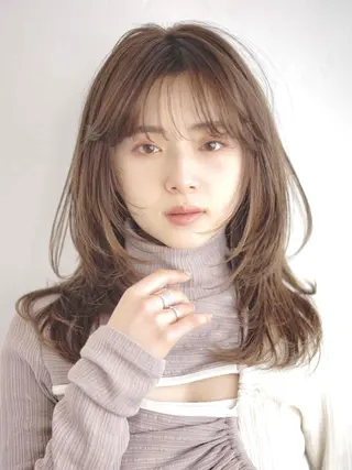 セミロング カラー 前田 裕介のヘアスタイル