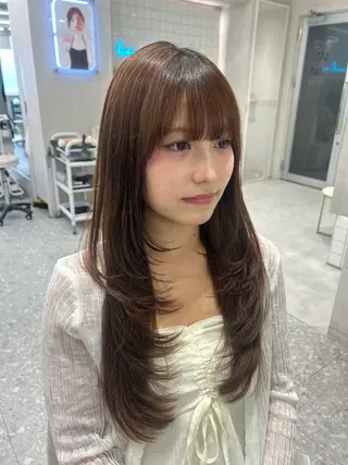 ロング あ い か 🎀 レイヤーカットのヘアスタイル