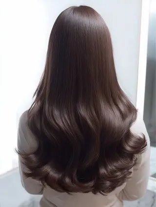 セミロング 絶対可愛い🍎透明感 カラーあります✨蕾祁のヘアスタイル