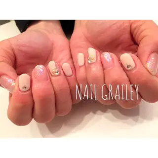ネイル Grailey nail salonのネイルデザイン