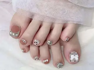 ネイル ネイル&アイサロン 🩷Lunaのネイルデザイン