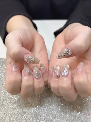 ネイル ガレンドウ 白澤 愛子のネイルデザイン