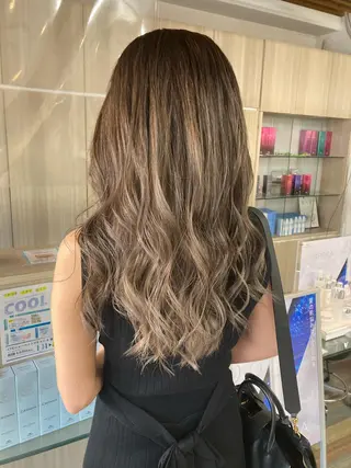 ロング カラー ✂️似合わせの魔術師 石田一樹✂️のヘアスタイル