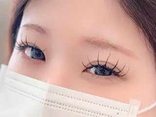 マツエク・マツパ 𝐁𝐋𝐄𝐒𝐒 𝐅𝐑𝐔𝐈𝐓のマツエク・マツパデザイン