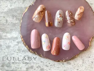 ネイル LULLABY  恵比寿店のマツエク・マツパデザイン