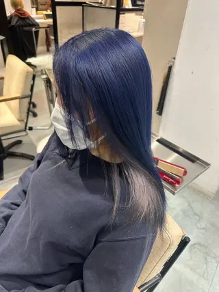 ミディアム カラー ブリーチ特化/ 派手髪/デザイン🎨のヘアスタイル