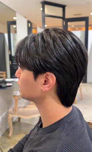 メンズ バレイヤージュ特化 三宅陸斗のヘアスタイル